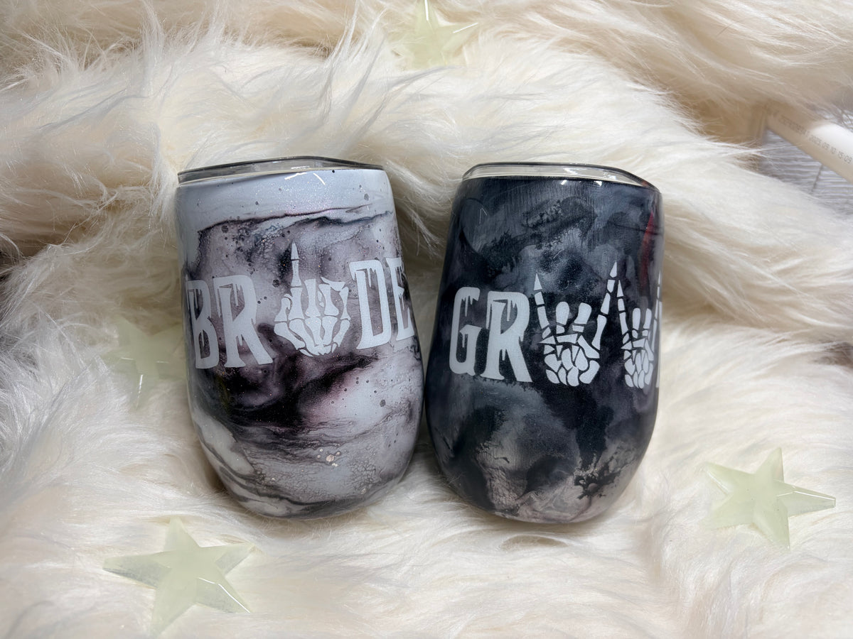 15 oz Bride and Groom Stemless wine glass